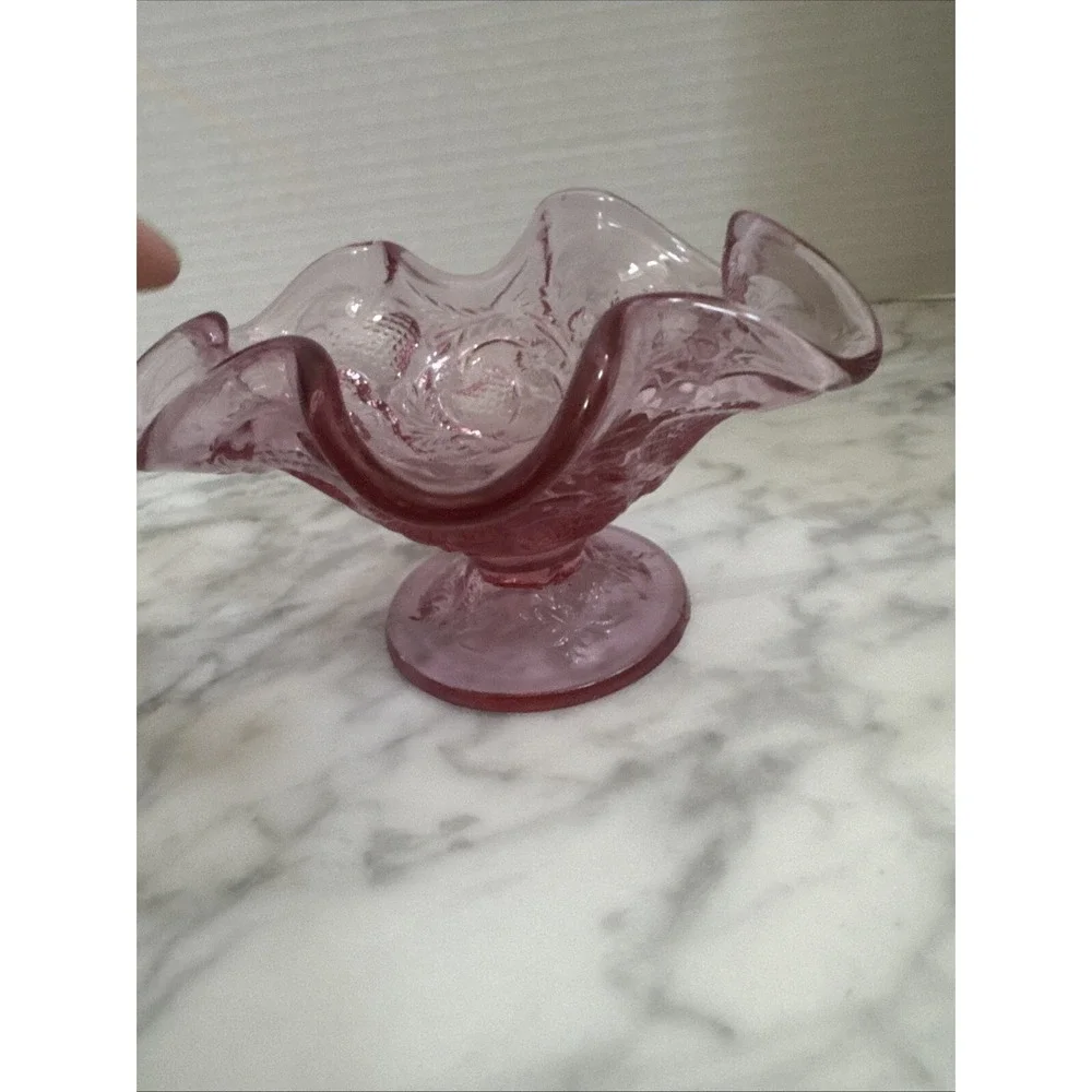 Fenton Dusty Rose Strawberry Compote Vintage Swirl